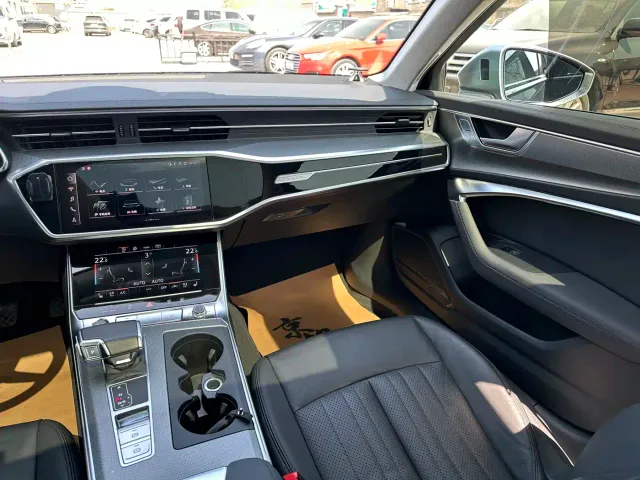 Audi A6 — Фото автомобиля 21