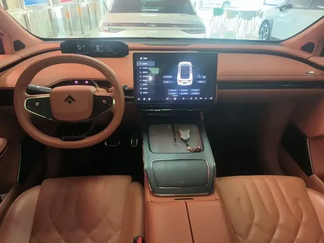 GAC Hyptec HT — Фото автомобиля 9