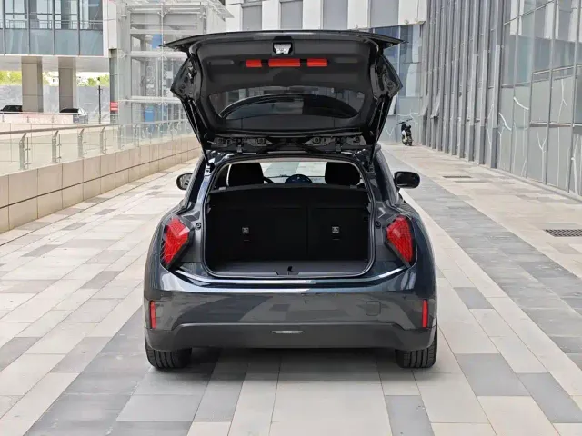 MINI Cooper — Фото автомобиля 9