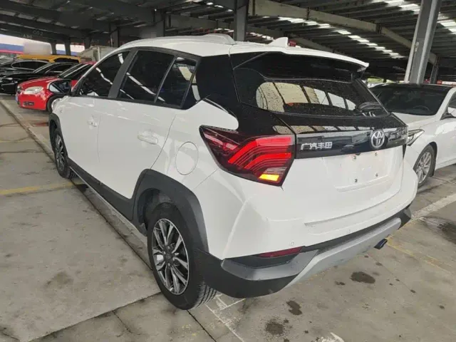 Toyota YARiS L Zhi Xuan — Фото автомобиля 4