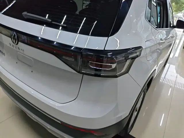 Volkswagen Tharu — Фото автомобиля 7