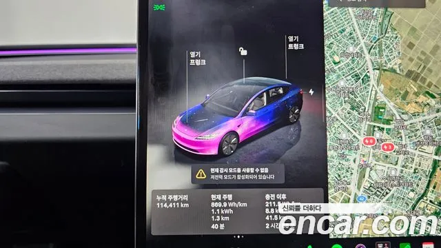 Tesla Model 3 — Фото автомобиля 11