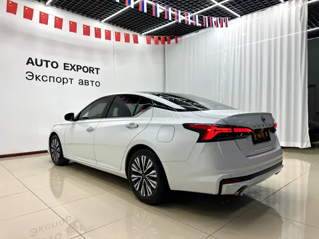Nissan Teana — Фото автомобиля 6