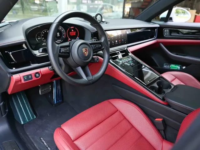 Porsche Panamera — Фото автомобиля 6