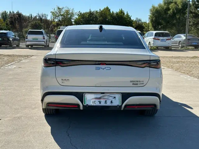 BYD Seal 06 — Фото автомобиля 5