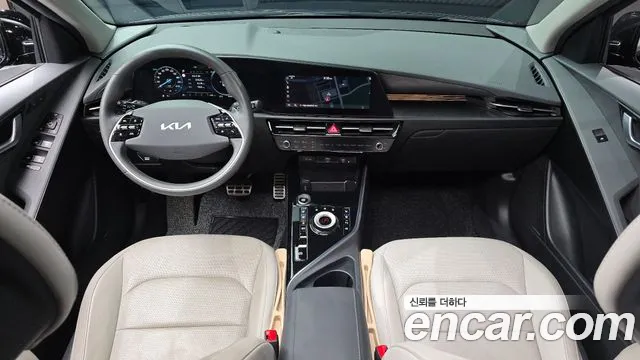 Kia Niro The All New — Фото автомобиля 10