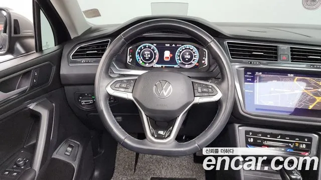 Volkswagen Tiguan — Фото автомобиля 13