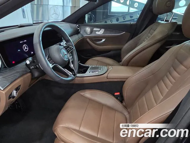 Mercedes-Benz E-Class E-класс W213 E350 4MATIC Exclusive — Фото автомобиля 9
