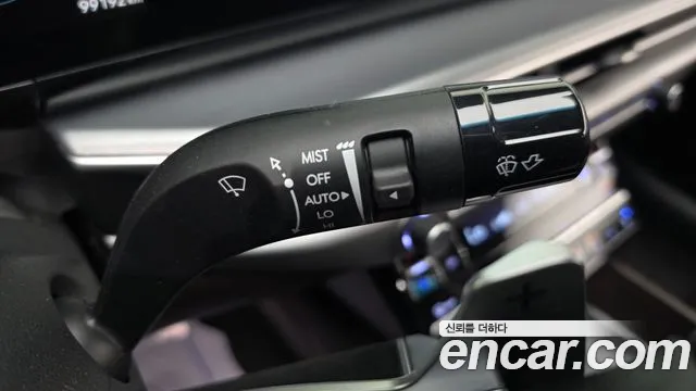 Hyundai Grandeur Grandeur (GN7) 2.5 Бензин 2WD — Фото автомобиля 15