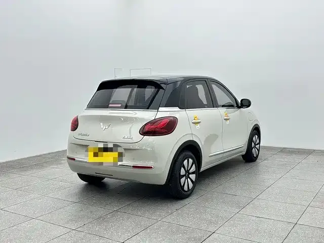 Wuling Bingo — Фото автомобиля 6
