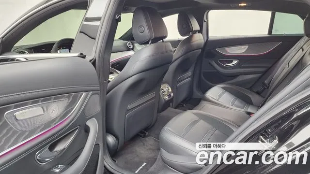 Mercedes-Benz AMG GT 4 двери 43 4MATIC+ Dynamic — Фото автомобиля 24