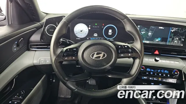 Hyundai Avante CN7 — Фото автомобиля 12