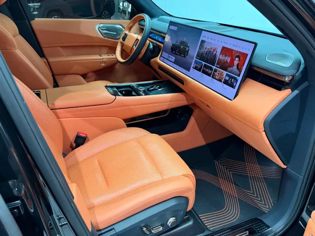 Lynk & Co 900 — Фото автомобиля 25