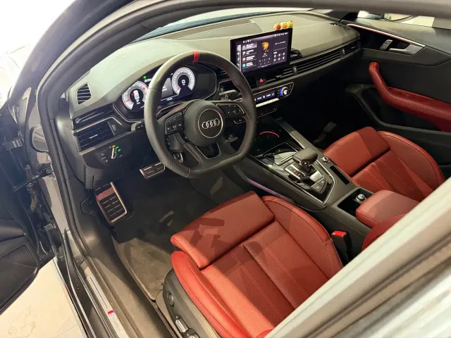 Audi A4L — Фото автомобиля 4