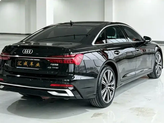 Audi A6L — Фото автомобиля 7
