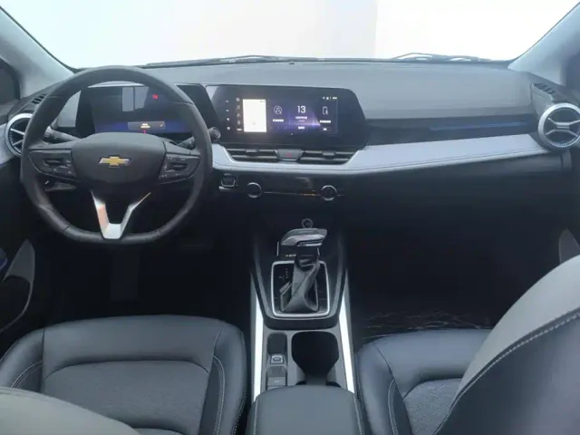 Chevrolet Monza — Фото автомобиля 12