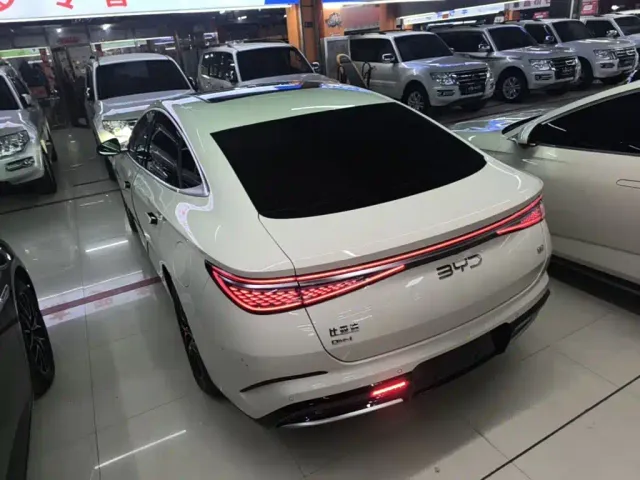 BYD Seal — Фото автомобиля 4