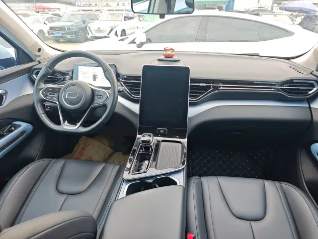 Bestune T90 — Фото автомобиля 7