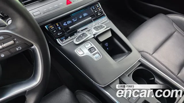Hyundai Grandeur New — Фото автомобиля 9