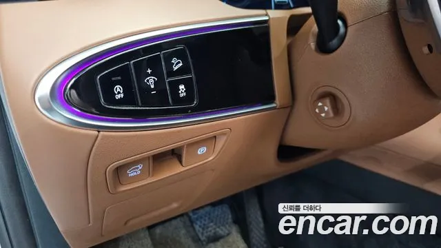 Genesis GV70 — Фото автомобиля 20