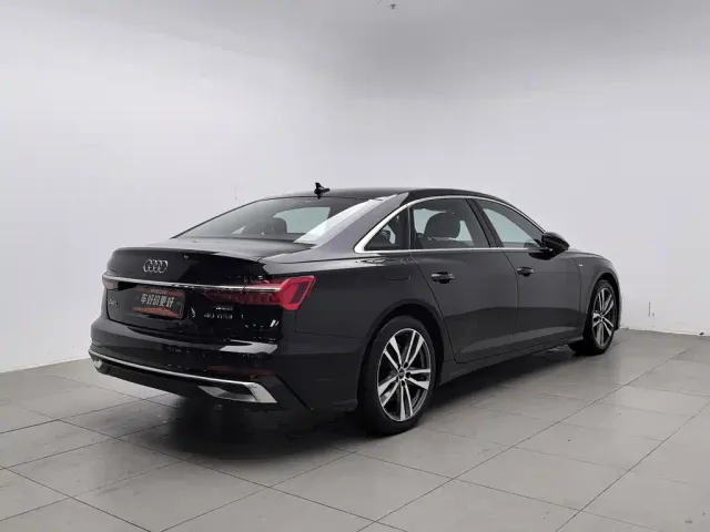 Audi A6L — Фото автомобиля 2