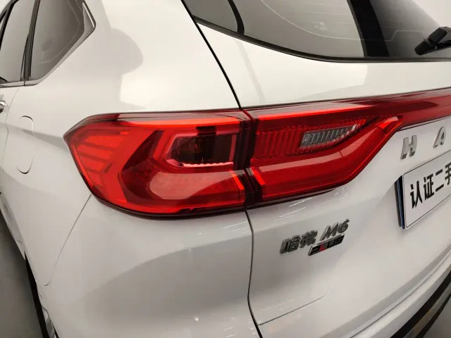 Haval M6 — Фото автомобиля 19