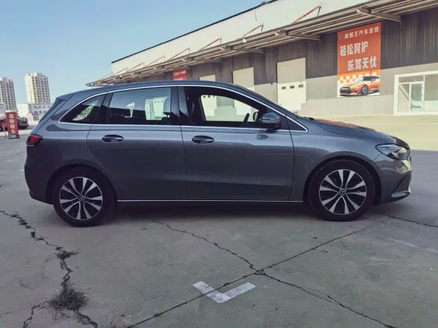 Mercedes-Benz B-Class — Фото автомобиля 4