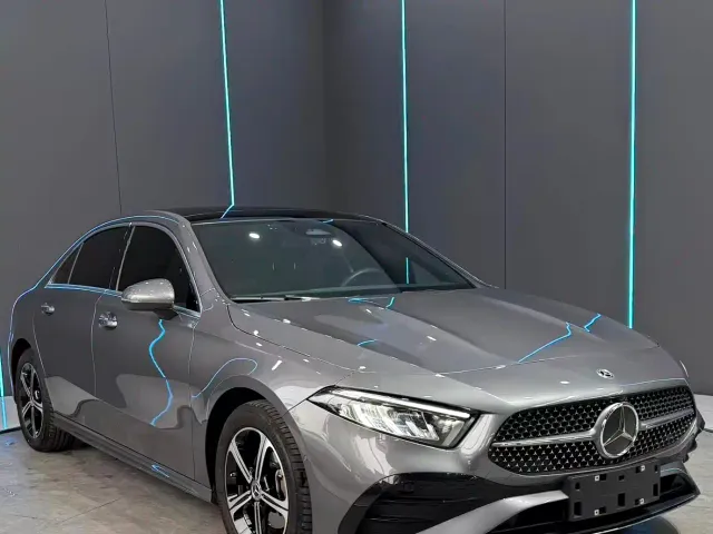 Mercedes-Benz A-Class — Фото автомобиля 3