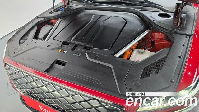 Genesis GV70 Electrified — Фото автомобиля 9