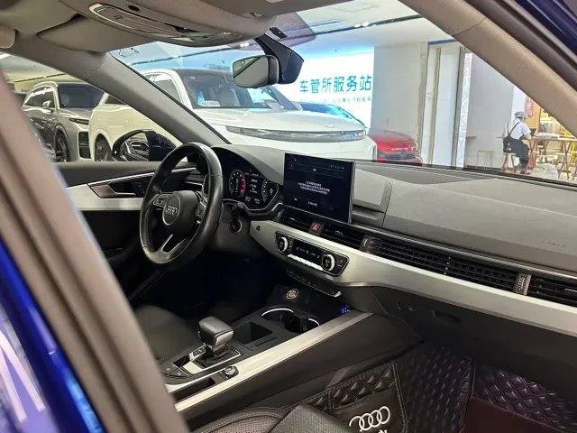 Audi A4L — Фото автомобиля 13