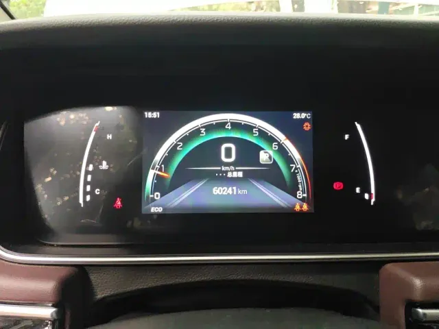 GAC Trumpchi M6 — Фото автомобиля 12
