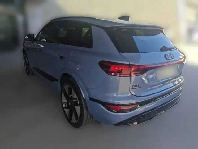 Audi Q6L e-tron — Фото автомобиля 6