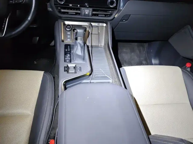 Lexus GX — Фото автомобиля 16