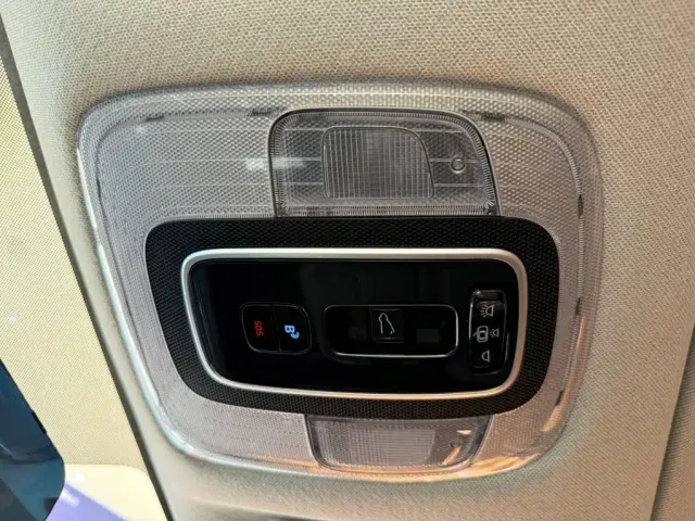 Hyundai Elantra — Фото автомобиля 14