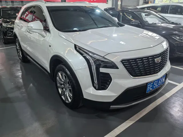 Cadillac XT4 — Фото автомобиля 5