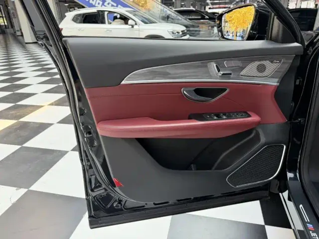 Jetour Jetour X70 PLUS 2023 1.5T DCT Self-Strengthening PRO 5-Seater — Фото автомобиля 7