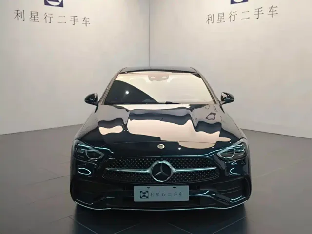 Mercedes-Benz C-Class — Фото автомобиля 2
