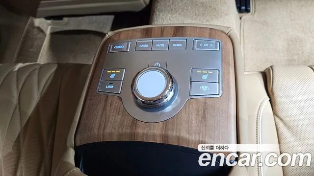 Genesis G80 Бензин 3.5 турбо AWD — Фото автомобиля 19