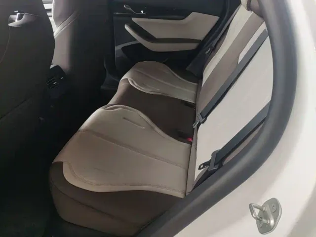 BYD Qin PLUS — Фото автомобиля 16