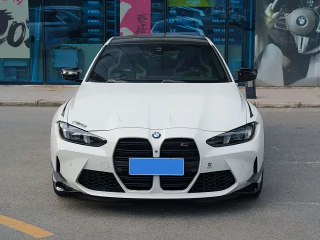 BMW M4 — Фото автомобиля 2