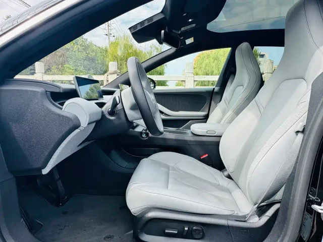Nio ET5 Touring — Фото автомобиля 6