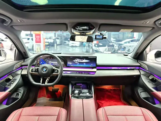 BMW 5 Series — Фото автомобиля 7