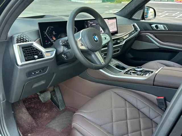 BMW X5 — Фото автомобиля 9
