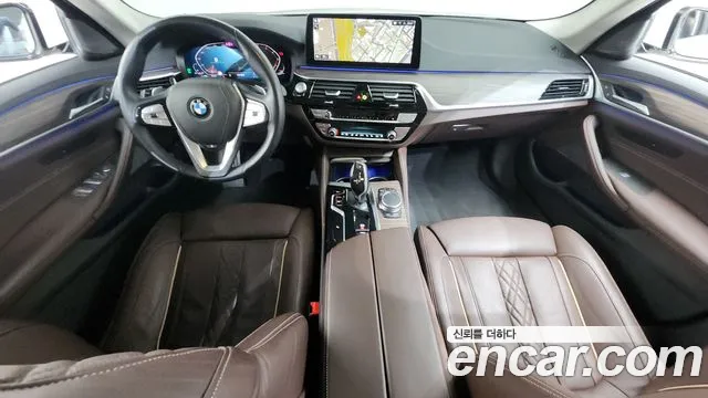 BMW 5 Series G30 — Фото автомобиля 7
