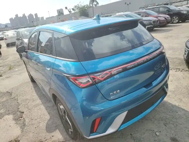 BYD Dolphin — Фото автомобиля 4