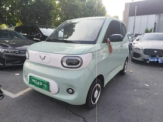 Фотография автомобиля — Wuling Hongguang Mini EV