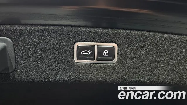 Genesis G90 RS4 — Фото автомобиля 15