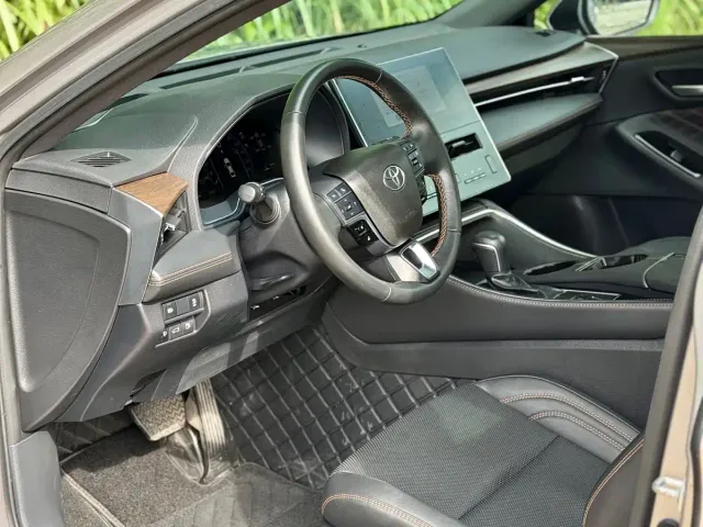 Toyota Avalon — Фото автомобиля 7
