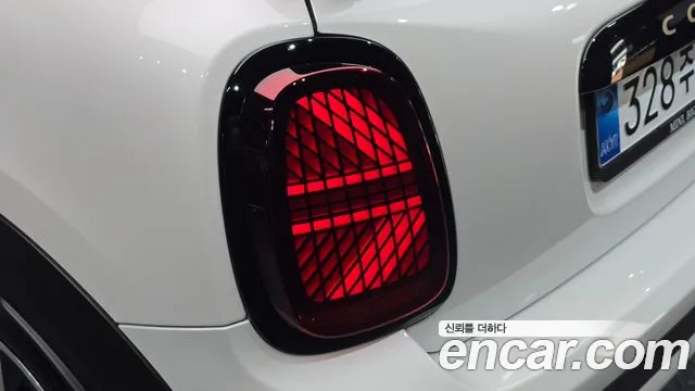 MINI Cooper Convertible — Фото автомобиля 23