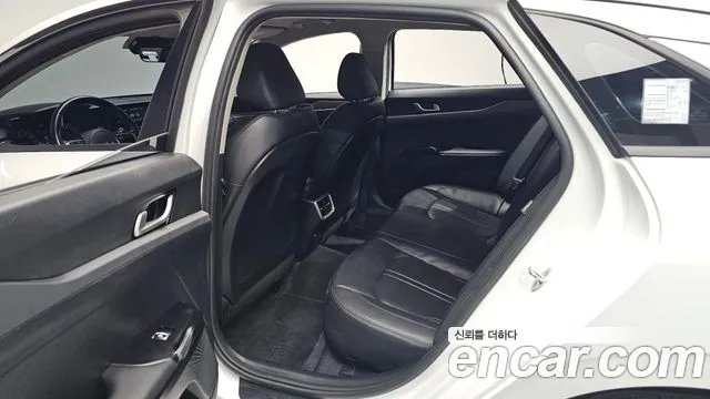 Kia K5 K5 3 поколение 2.0 LPI(Для проката) — Фото автомобиля 12